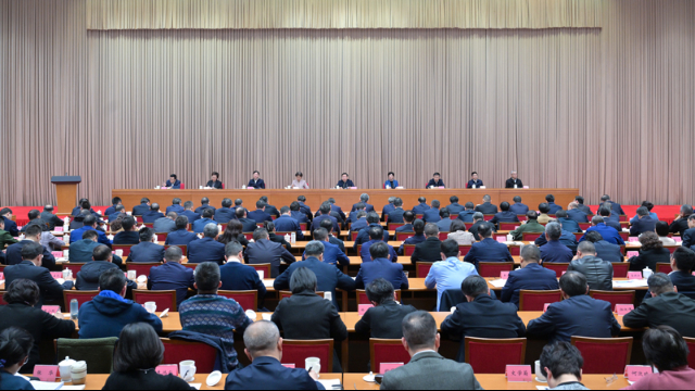 王晓晖在全省教育大会上强调 坚持教育优先发展加快推进教育强省建设