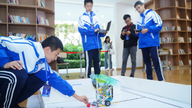 成都高新区启动全国中小学科学教育实验区建设，“校内外融合”构建科学教育新生态