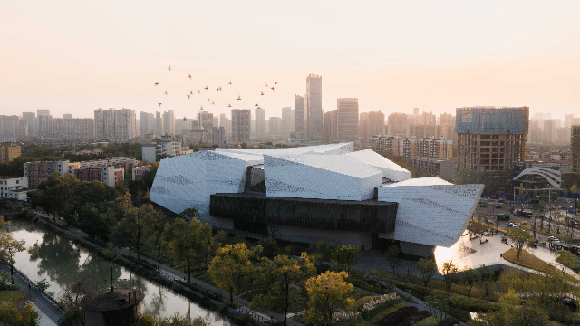 探访成都自然博物馆（成都理工大学博物馆）——“每一块石头背后都有故事”