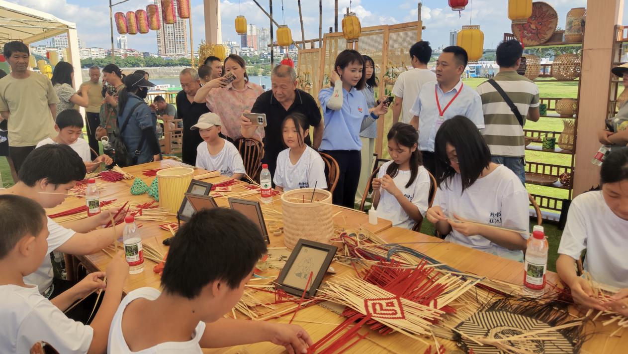 1a80194aa2528ab9f1c7d788eb738e2