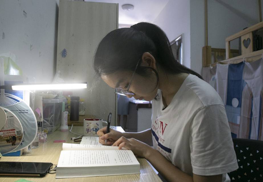 20827080323948.jpg 20827080323948.jpg